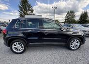 Volkswagen Tiguan 8