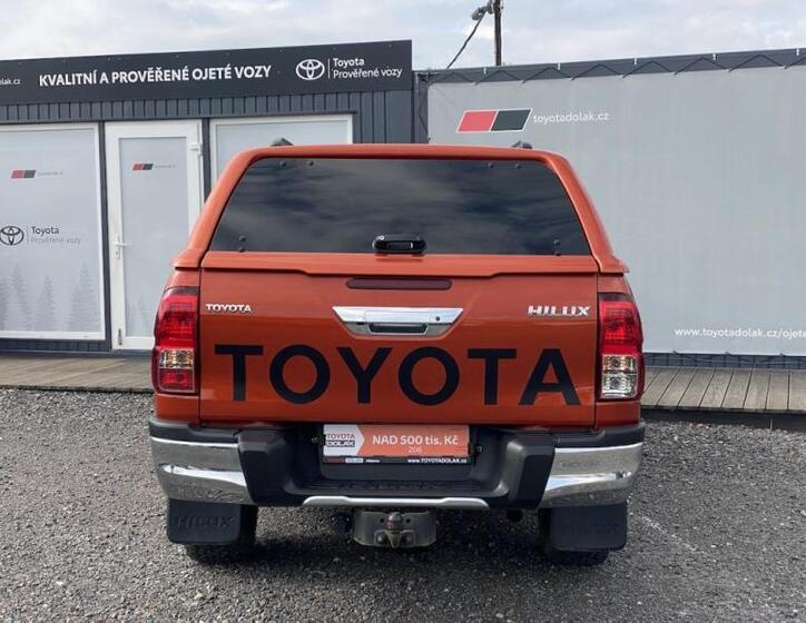 Toyota Hilux 6