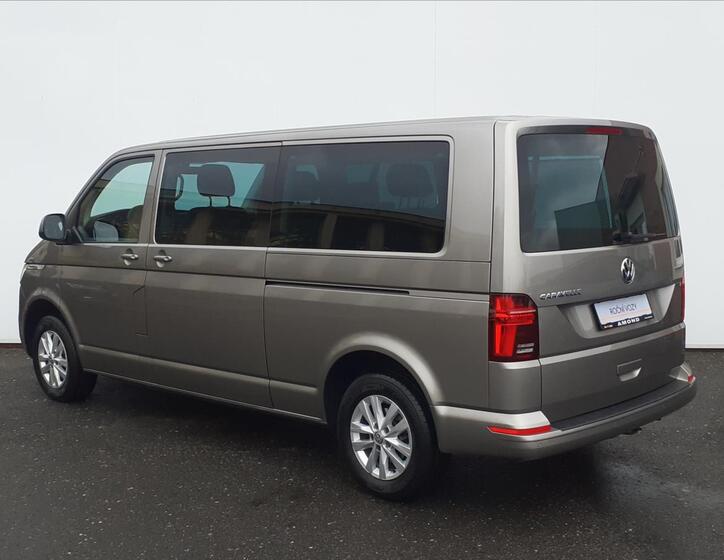 Volkswagen Caravelle 29