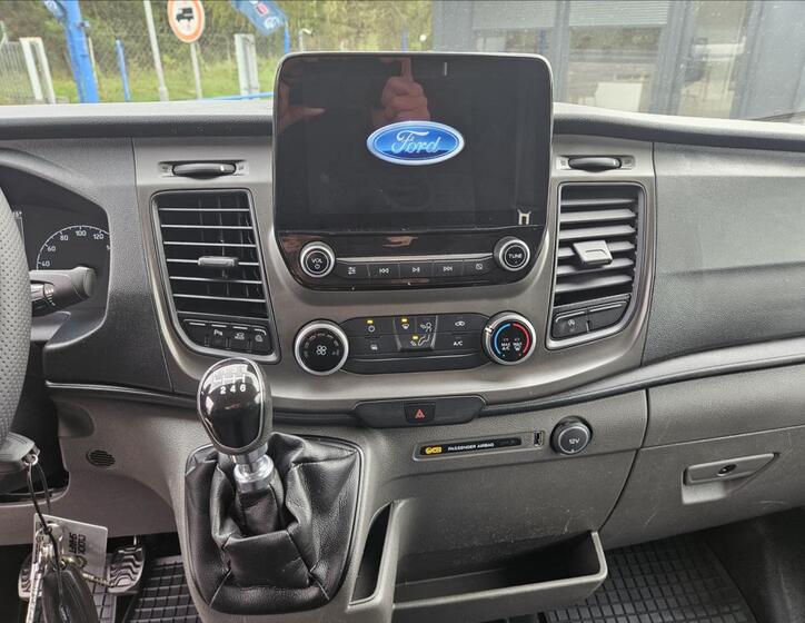 Ford Transit 11
