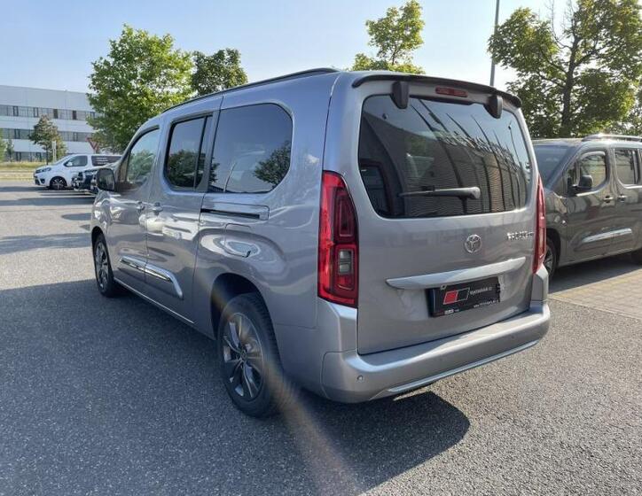 Toyota ProAce City Verso 8