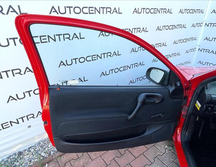 Opel Corsa 16