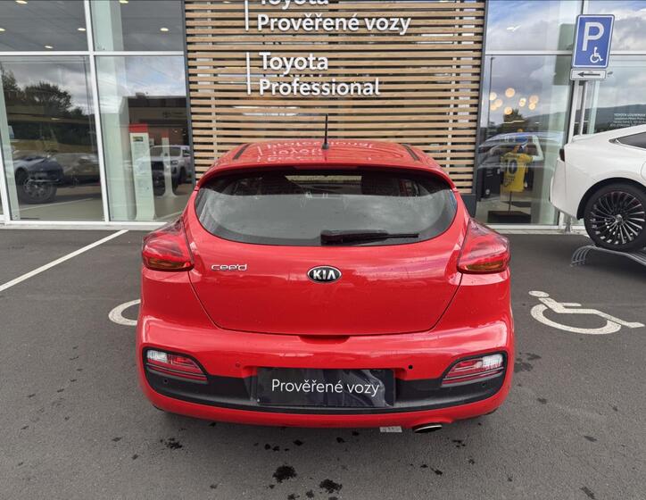 KIA Ceed 14