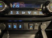 Toyota Hilux 13