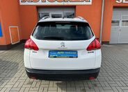 Peugeot 2008 6