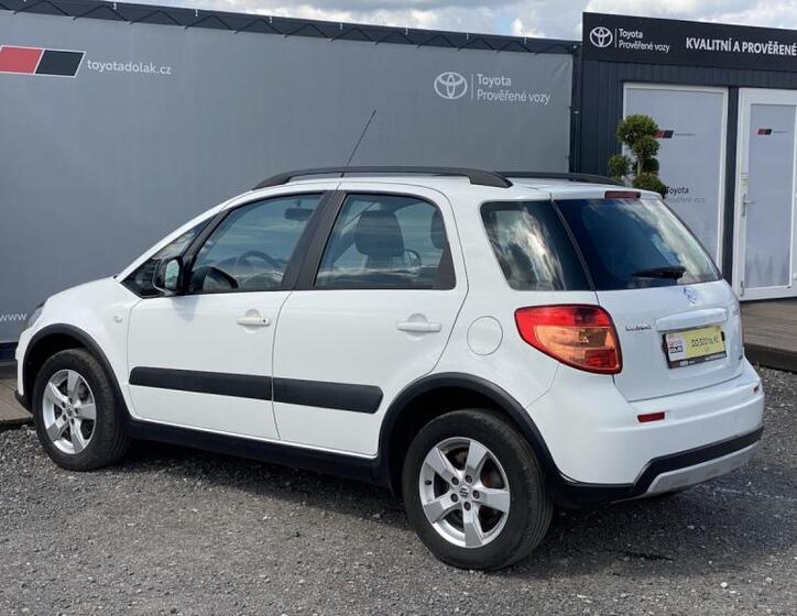 Suzuki SX4 4