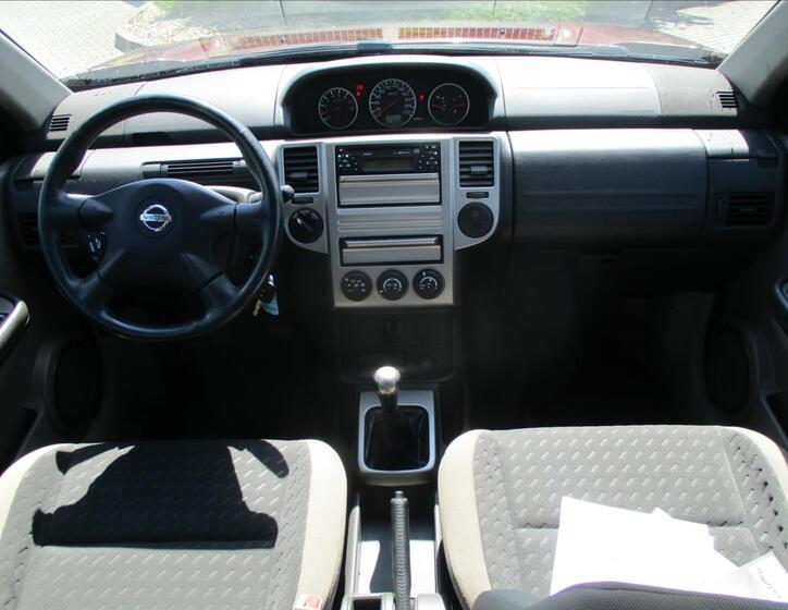 Nissan X-Trail 12