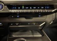 Lexus UX 250h 16