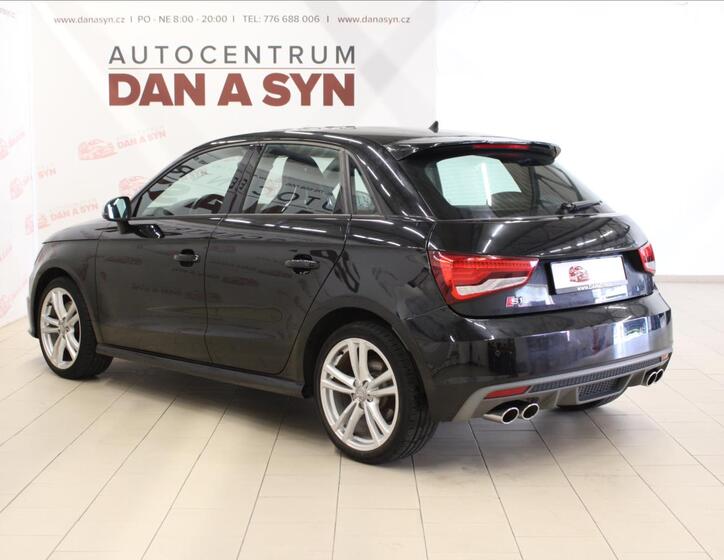 Audi S1 6