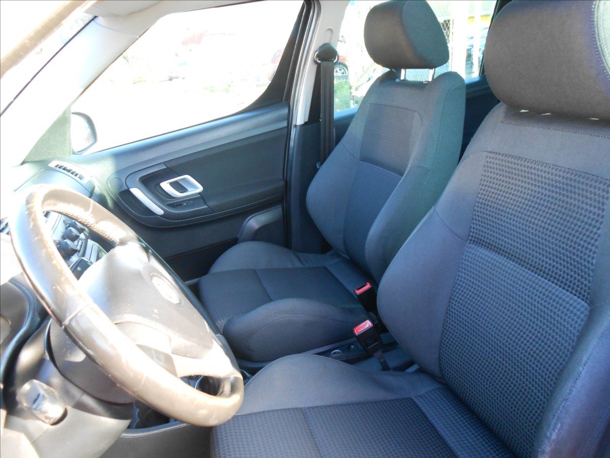 Škoda Roomster