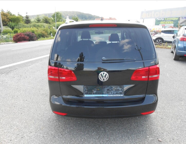 Volkswagen Touran 7