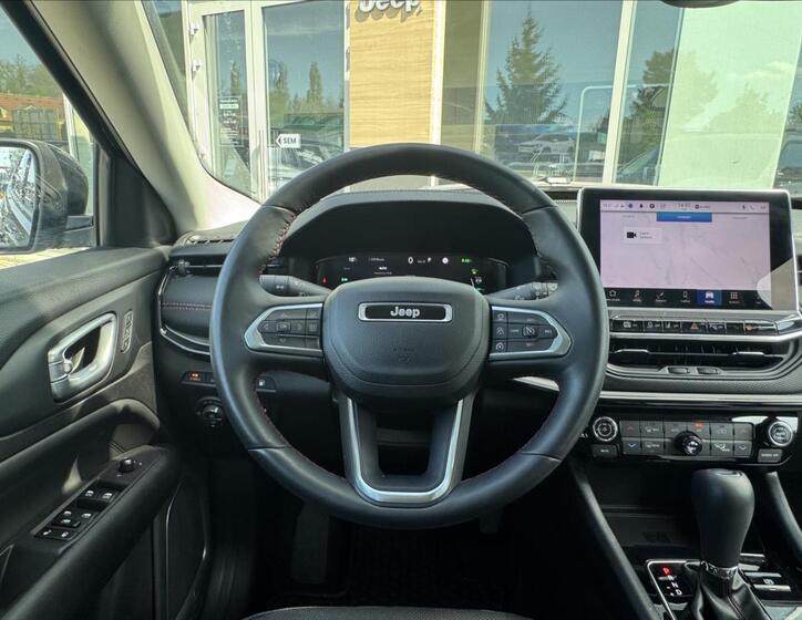 Jeep Compass 13