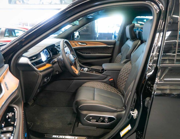 Jeep Grand Cherokee 17