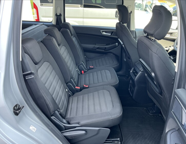 Ford Galaxy 24