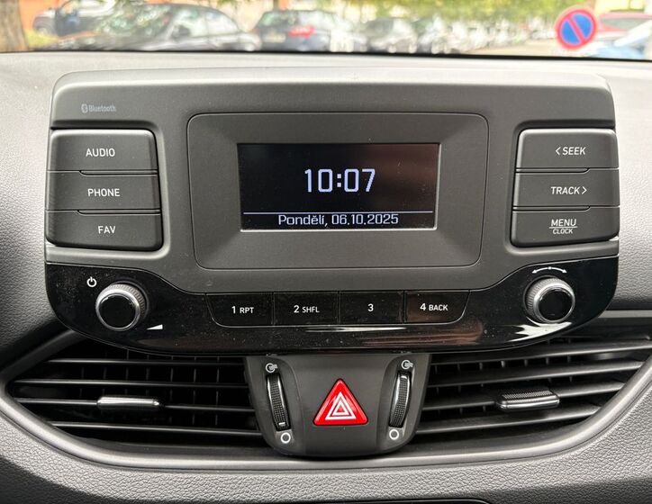 Hyundai i30 25