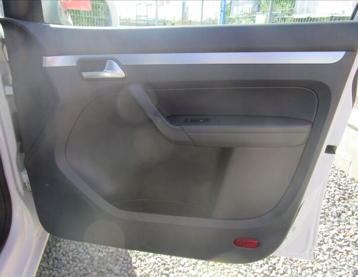 Volkswagen Touran 22