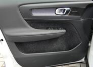 Volvo XC40 8