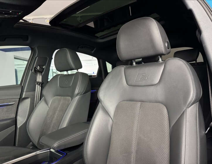 Audi e-tron 27