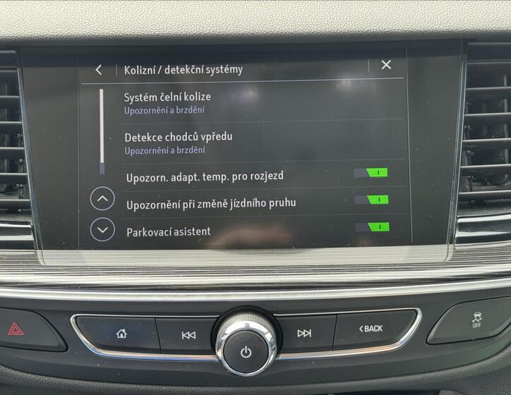 Opel Insignia 18