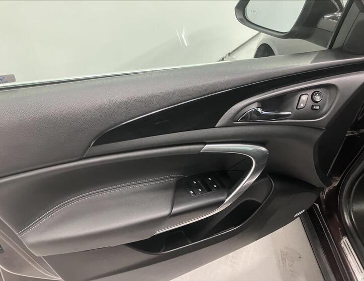 Opel Insignia 21