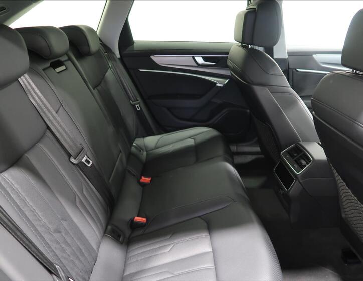 Audi A6 8