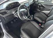 Peugeot 208 7