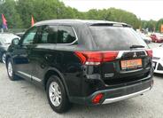 Mitsubishi Outlander 6