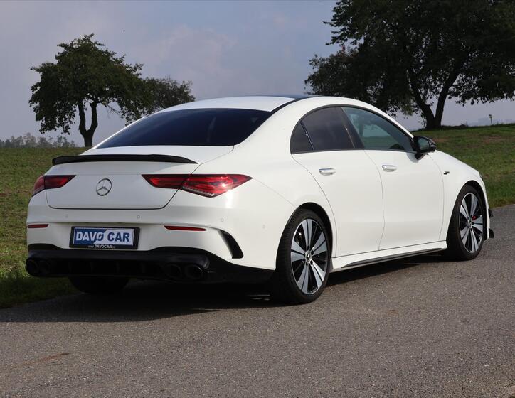Mercedes-Benz CLA 7