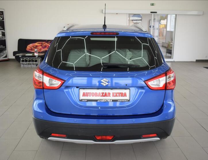 Suzuki SX4 S-Cross 6