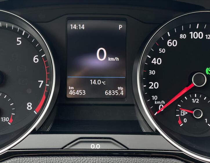 Volkswagen Passat 10
