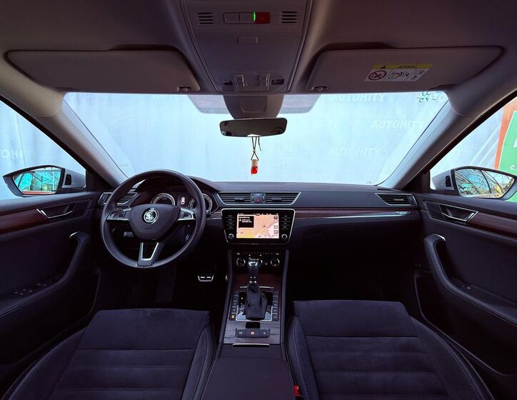 Škoda Superb 19