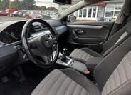 Volkswagen Passat CC 11