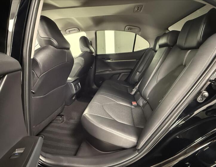 Toyota Camry 20