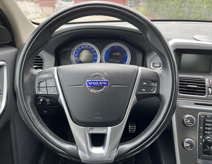 Volvo XC60 15