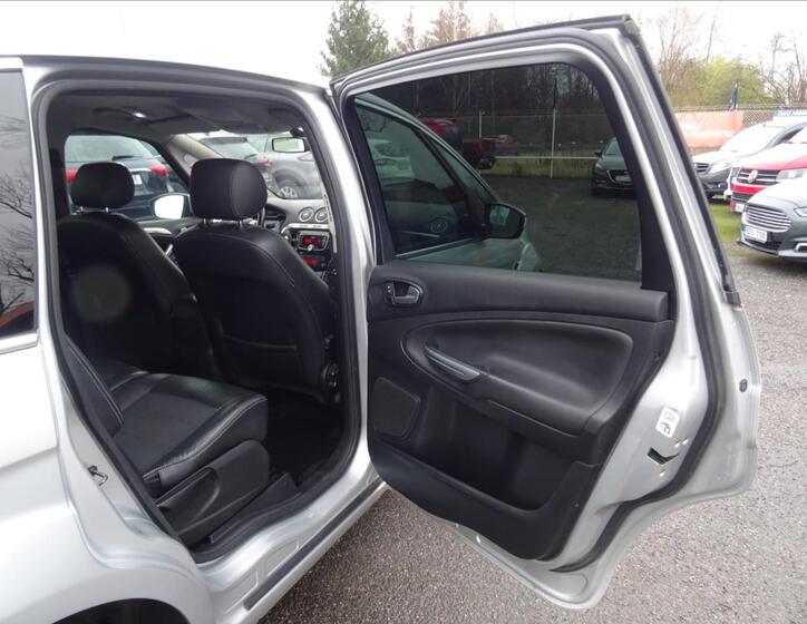 Ford S-MAX 23