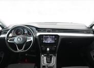 Volkswagen Passat 11