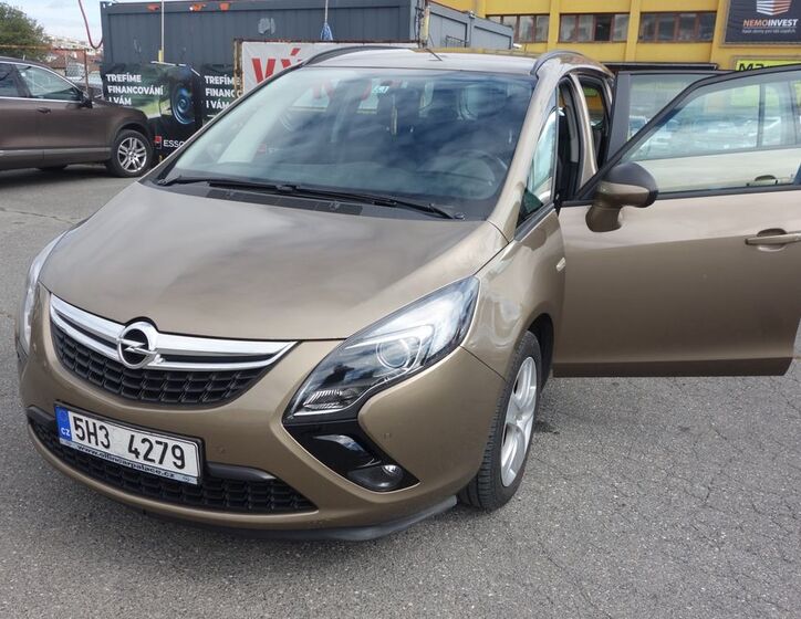 Opel Zafira 17