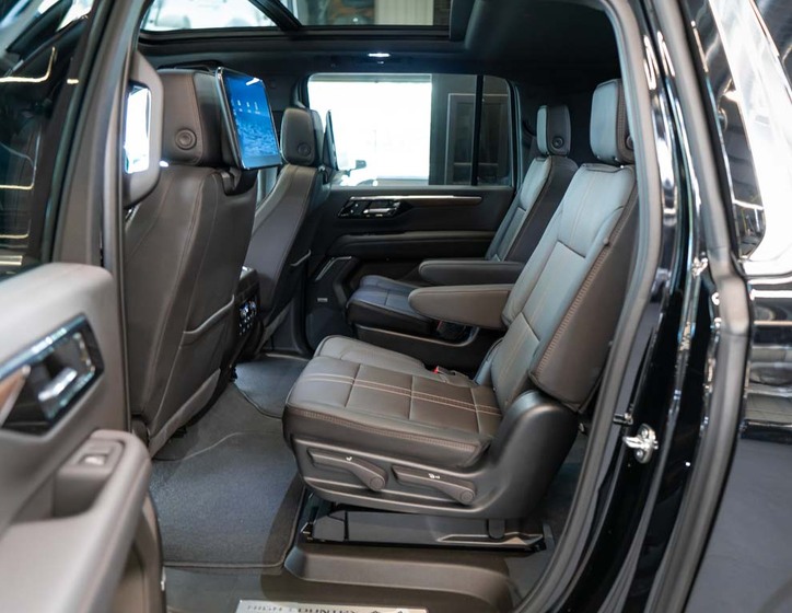 Chevrolet Suburban 41