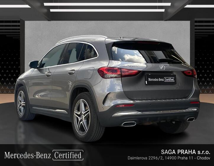 Mercedes-Benz GLA 3