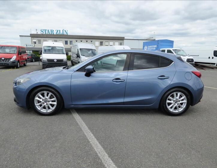 Mazda 3 6