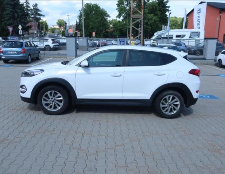 Hyundai Tucson 4