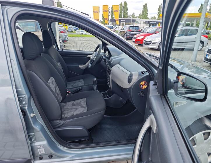 Dacia Sandero 14