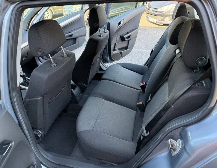 Opel Astra 13