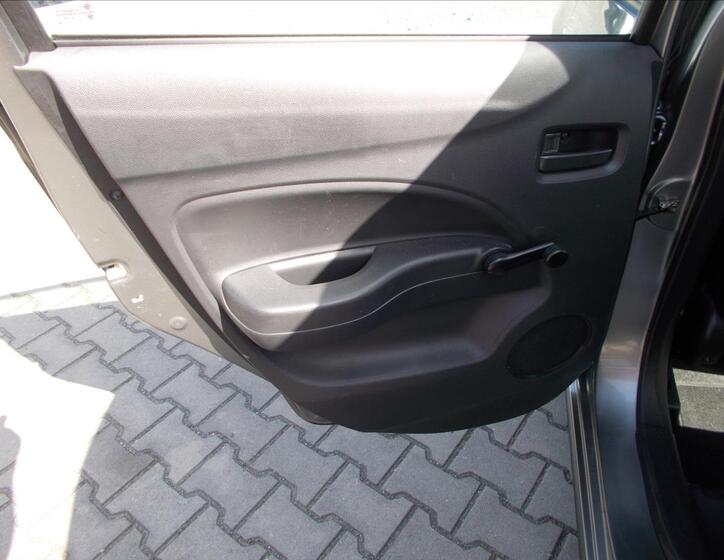 Mitsubishi Space Star 18