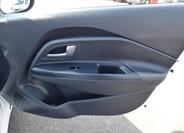 KIA Rio 37