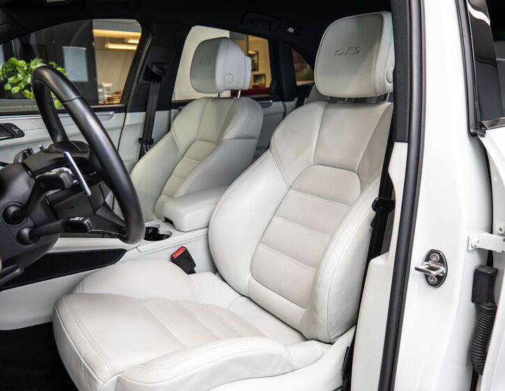 Porsche Macan 7