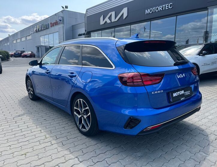 KIA Ceed 4