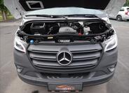 Mercedes-Benz Sprinter 17