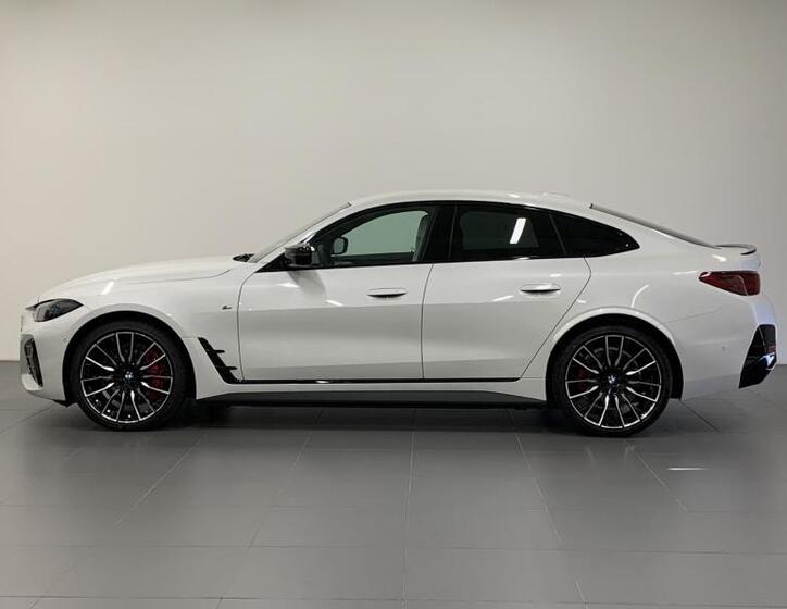 BMW i4 2