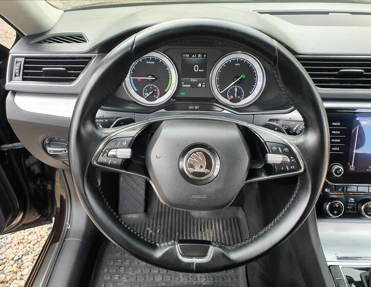 Škoda Superb 20